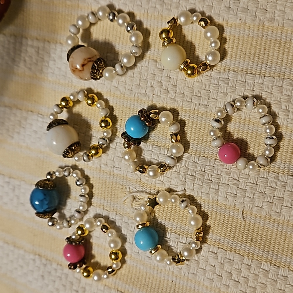 Mystery Handmade stretch ring.